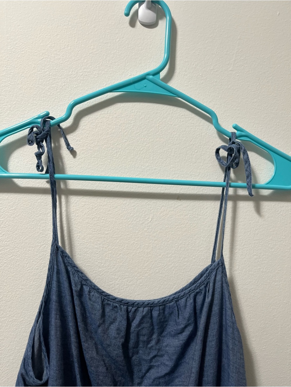 Gap Chambray Denim Spring Summer Tie Strap Cami Tank Top Scallop Edge Embroidery - Picture 4 of 6